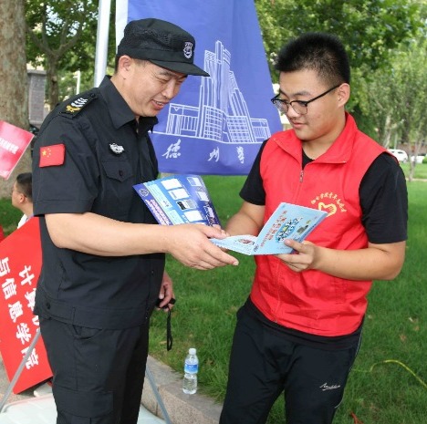反诈知识宣传进校园 